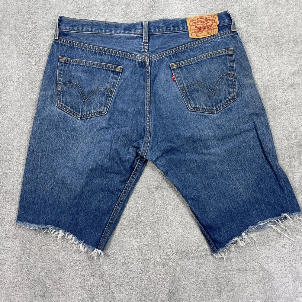 Levi's Shorts Men 38 Blue 501 Button Fly Cut Off Denim Vintage Y2K